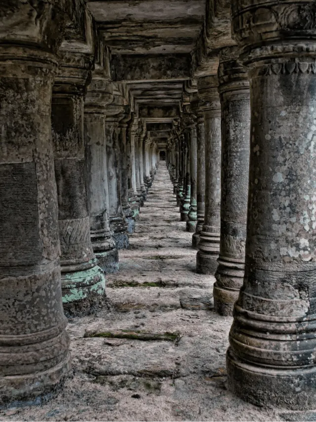 A corridor in Angkor Wat